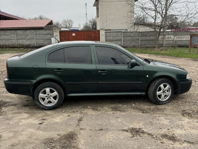 Зеленый Шкода Октавия, объемом двигателя 2 л и пробегом 250 тыс. км за 3800 $, фото 3 на Automoto.ua