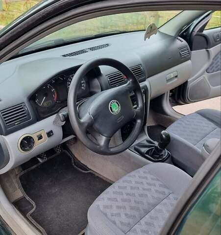 Зеленый Шкода Октавия, объемом двигателя 1.78 л и пробегом 280 тыс. км за 3900 $, фото 21 на Automoto.ua