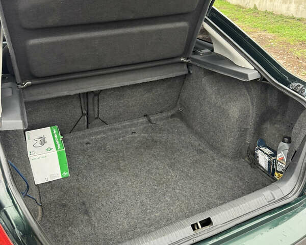 Зелений Шкода Октавія, об'ємом двигуна 1.98 л та пробігом 250 тис. км за 3800 $, фото 13 на Automoto.ua