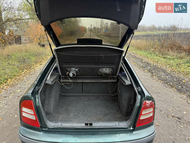 Зеленый Шкода Октавия, объемом двигателя 1.78 л и пробегом 323 тыс. км за 2900 $, фото 7 на Automoto.ua