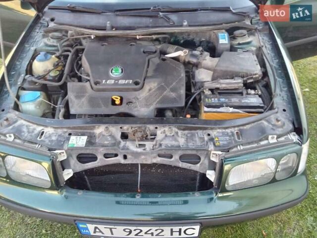 Зелений Шкода Октавія, об'ємом двигуна 1.6 л та пробігом 290 тис. км за 3300 $, фото 9 на Automoto.ua
