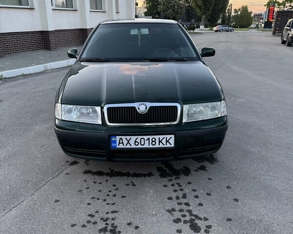Зеленый Шкода Октавия, объемом двигателя 1.78 л и пробегом 323 тыс. км за 3500 $, фото 7 на Automoto.ua