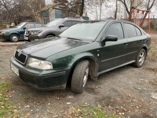 Зеленый Шкода Октавия, объемом двигателя 1.8 л и пробегом 245 тыс. км за 3100 $, фото 3 на Automoto.ua