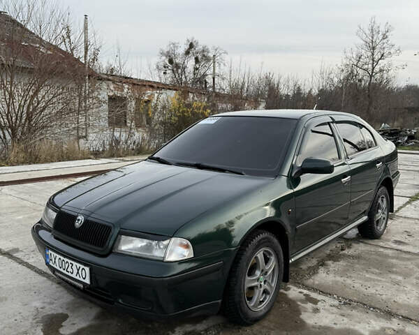 Зеленый Шкода Октавия, объемом двигателя 1.98 л и пробегом 235 тыс. км за 4700 $, фото 1 на Automoto.ua