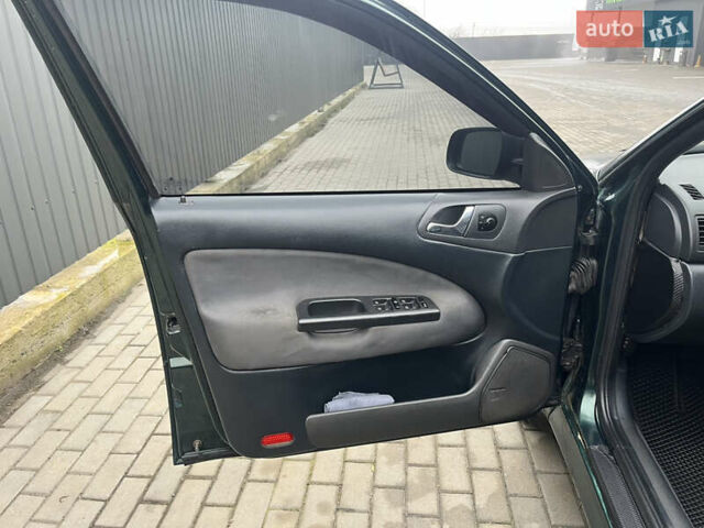 Зеленый Шкода Октавия, объемом двигателя 1.6 л и пробегом 618 тыс. км за 3500 $, фото 10 на Automoto.ua