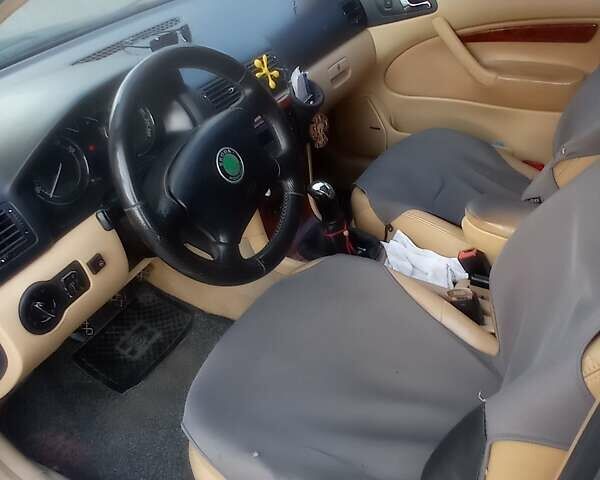 Зеленый Шкода Октавия, объемом двигателя 1.8 л и пробегом 240 тыс. км за 3900 $, фото 10 на Automoto.ua