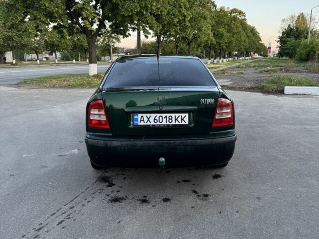 Зеленый Шкода Октавия, объемом двигателя 1.8 л и пробегом 328 тыс. км за 3000 $, фото 3 на Automoto.ua