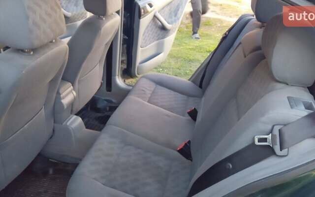 Зелений Шкода Октавія, об'ємом двигуна 1.6 л та пробігом 290 тис. км за 3300 $, фото 6 на Automoto.ua