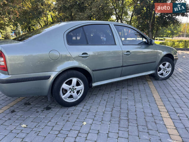 Зеленый Шкода Октавия, объемом двигателя 1.8 л и пробегом 300 тыс. км за 4300 $, фото 4 на Automoto.ua