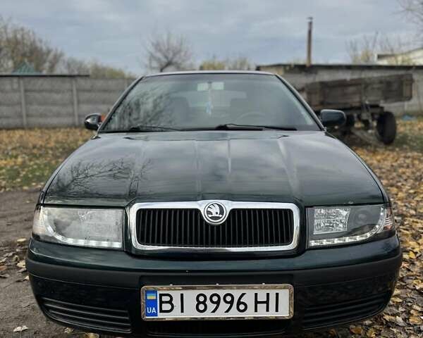 Зеленый Шкода Октавия, объемом двигателя 1.6 л и пробегом 316 тыс. км за 3600 $, фото 1 на Automoto.ua