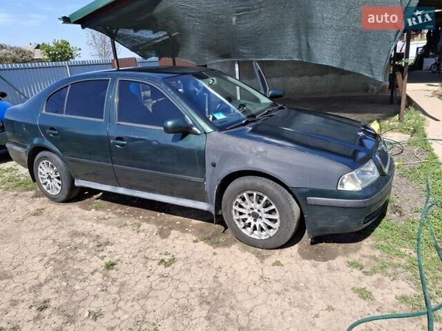 Зеленый Шкода Октавия, объемом двигателя 1.9 л и пробегом 370 тыс. км за 2800 $, фото 8 на Automoto.ua