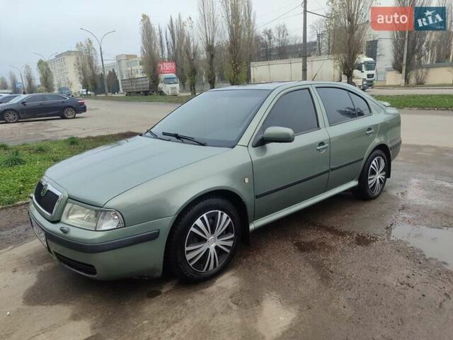 Зелений Шкода Октавія, об'ємом двигуна 1.78 л та пробігом 254 тис. км за 5000 $, фото 1 на Automoto.ua