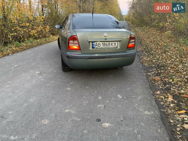 Зеленый Шкода Октавия, объемом двигателя 1.6 л и пробегом 290 тыс. км за 3750 $, фото 3 на Automoto.ua