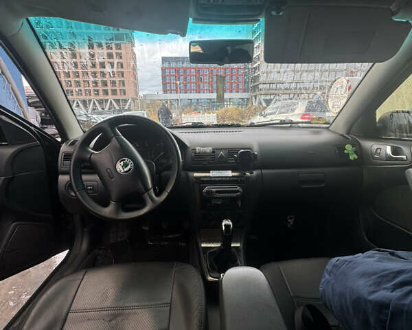 Шкода Октавия 2001 в Львове на Automoto.ua Зеленый Шкода Октавия, объемом двигателя 1.9 л и пробегом 429 тыс. км за 3300 $, фото 7 на Automoto.ua