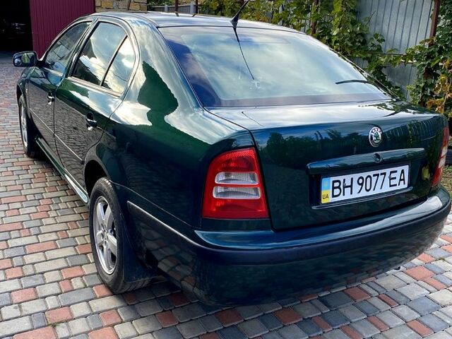 Зеленый Шкода Октавия, объемом двигателя 1.8 л и пробегом 230 тыс. км за 3900 $, фото 2 на Automoto.ua