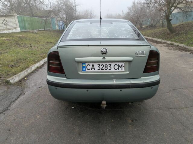 Зелений Шкода Октавія, об'ємом двигуна 1.8 л та пробігом 419 тис. км за 3300 $, фото 6 на Automoto.ua