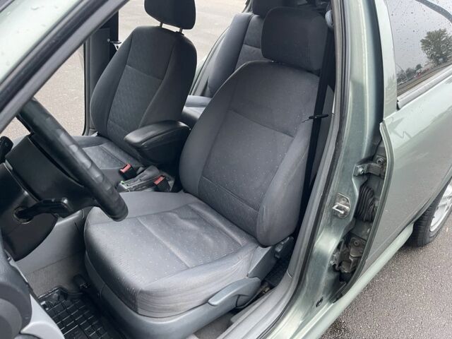 Зелений Шкода Октавія, об'ємом двигуна 1.6 л та пробігом 400 тис. км за 3800 $, фото 6 на Automoto.ua