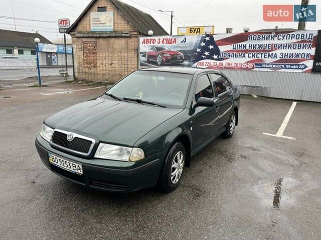 Зелений Шкода Октавія, об'ємом двигуна 1.6 л та пробігом 333 тис. км за 3200 $, фото 3 на Automoto.ua