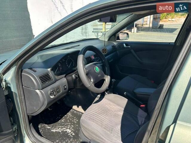Зеленый Шкода Октавия, объемом двигателя 1.78 л и пробегом 290 тыс. км за 4000 $, фото 9 на Automoto.ua