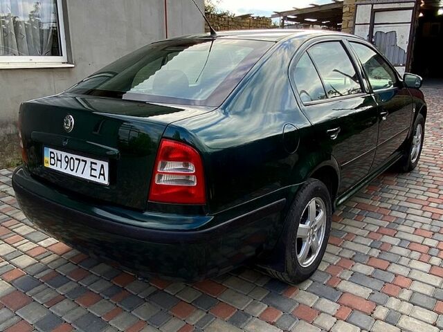 Зеленый Шкода Октавия, объемом двигателя 1.8 л и пробегом 230 тыс. км за 3900 $, фото 3 на Automoto.ua