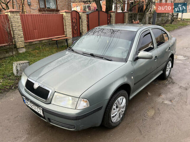 Зелений Шкода Октавія, об'ємом двигуна 1.6 л та пробігом 275 тис. км за 2999 $, фото 1 на Automoto.ua