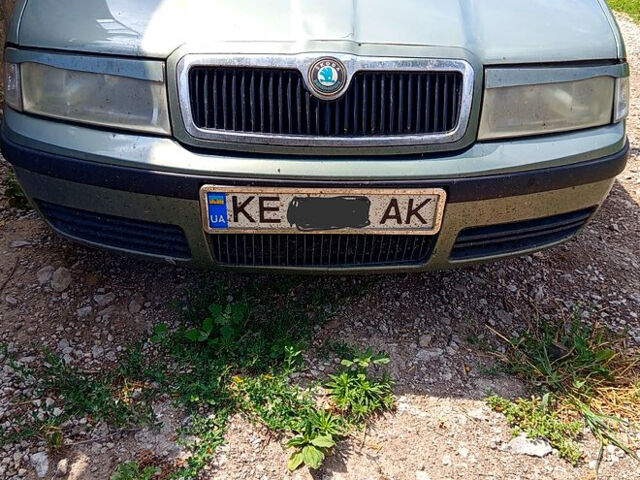 Зелений Шкода Октавія, об'ємом двигуна 1.8 л та пробігом 0 тис. км за 3400 $, фото 1 на Automoto.ua