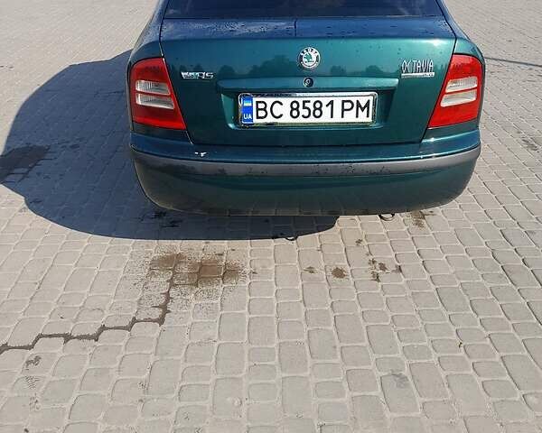 Зеленый Шкода Октавия, объемом двигателя 2 л и пробегом 340 тыс. км за 3000 $, фото 6 на Automoto.ua