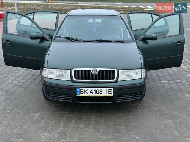 Зеленый Шкода Октавия, объемом двигателя 1.9 л и пробегом 328 тыс. км за 4450 $, фото 4 на Automoto.ua