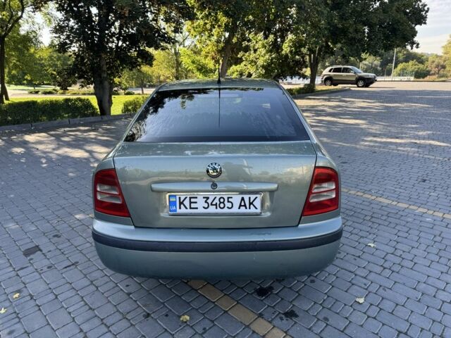 Зеленый Шкода Октавия, объемом двигателя 1.8 л и пробегом 300 тыс. км за 4600 $, фото 4 на Automoto.ua