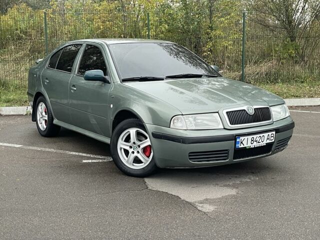 Зелений Шкода Октавія, об'ємом двигуна 1.6 л та пробігом 400 тис. км за 3800 $, фото 3 на Automoto.ua