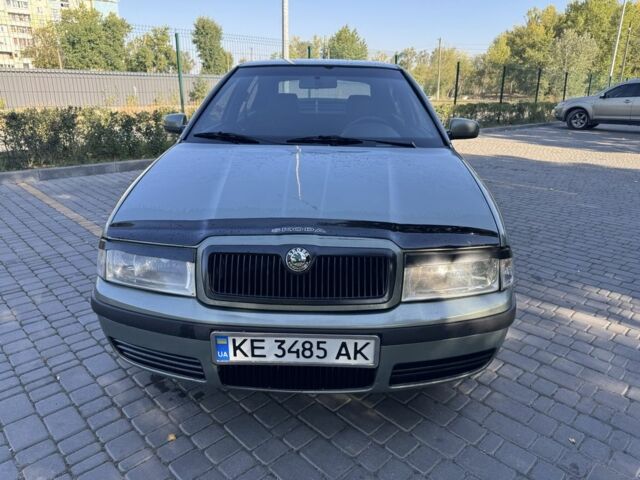 Зеленый Шкода Октавия, объемом двигателя 1.8 л и пробегом 300 тыс. км за 4600 $, фото 1 на Automoto.ua