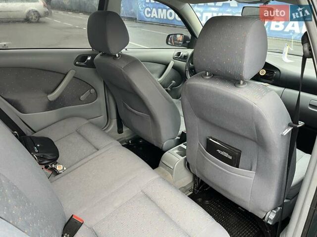 Зелений Шкода Октавія, об'ємом двигуна 1.6 л та пробігом 333 тис. км за 3200 $, фото 20 на Automoto.ua