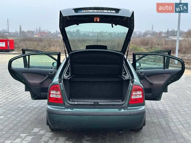 Зеленый Шкода Октавия, объемом двигателя 1.9 л и пробегом 328 тыс. км за 4450 $, фото 9 на Automoto.ua
