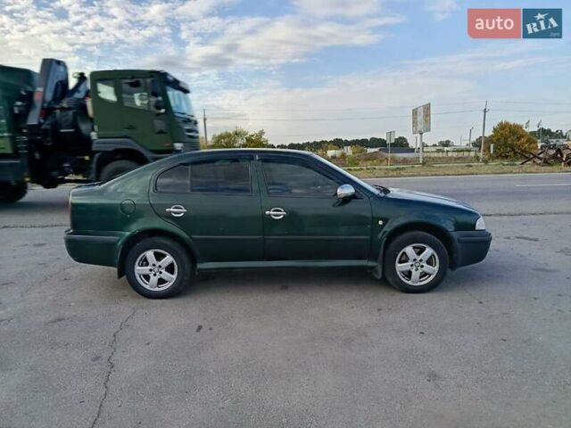 Зеленый Шкода Октавия, объемом двигателя 1.6 л и пробегом 445 тыс. км за 3500 $, фото 12 на Automoto.ua