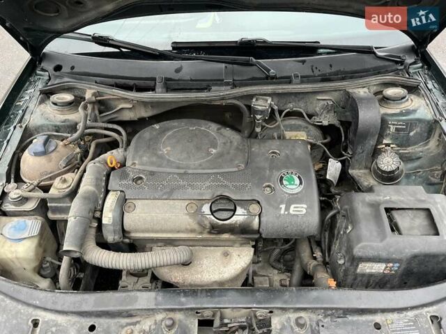 Зелений Шкода Октавія, об'ємом двигуна 1.6 л та пробігом 333 тис. км за 3200 $, фото 24 на Automoto.ua