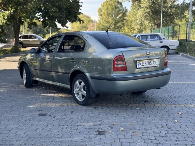 Зеленый Шкода Октавия, объемом двигателя 1.8 л и пробегом 300 тыс. км за 4600 $, фото 7 на Automoto.ua