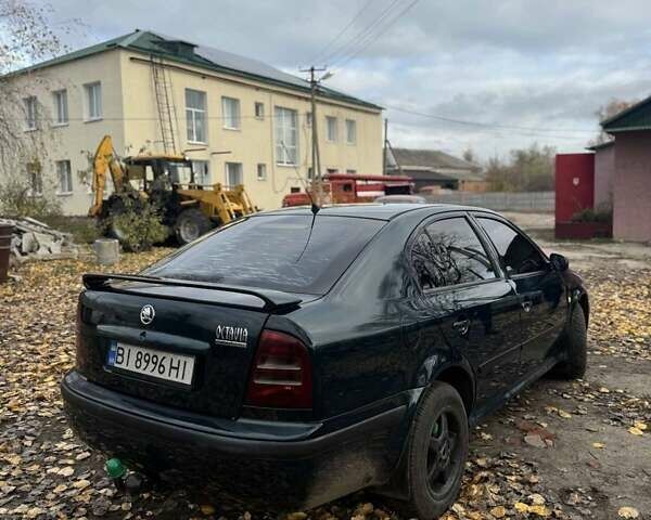 Зеленый Шкода Октавия, объемом двигателя 1.6 л и пробегом 316 тыс. км за 3600 $, фото 7 на Automoto.ua