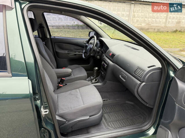 Шкода Октавия 2001 в Киеве на Automoto.ua Зеленый Шкода Октавия, объемом двигателя 1.6 л и пробегом 173 тыс. км за 5250 $, фото 14 на Automoto.ua