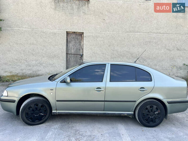 Зелений Шкода Октавія, об'ємом двигуна 1.6 л та пробігом 292 тис. км за 3800 $, фото 2 на Automoto.ua