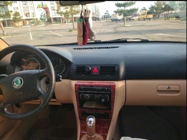 Зелений Шкода Октавія, об'ємом двигуна 1.8 л та пробігом 280 тис. км за 2799 $, фото 4 на Automoto.ua