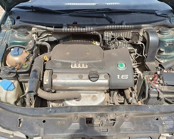 Зелений Шкода Октавія, об'ємом двигуна 1.6 л та пробігом 135 тис. км за 4849 $, фото 2 на Automoto.ua