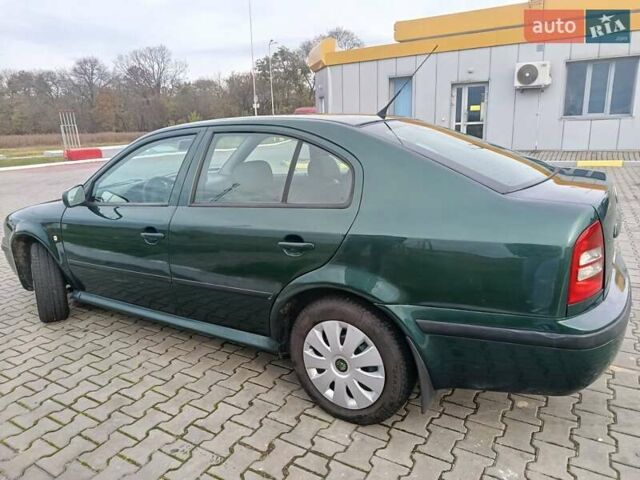 Зеленый Шкода Октавия, объемом двигателя 1.9 л и пробегом 328 тыс. км за 4600 $, фото 1 на Automoto.ua