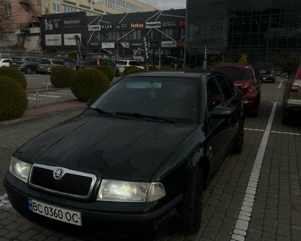 Шкода Октавия 2001 в Львове на Automoto.ua Зеленый Шкода Октавия, объемом двигателя 1.9 л и пробегом 429 тыс. км за 3300 $, фото 1 на Automoto.ua