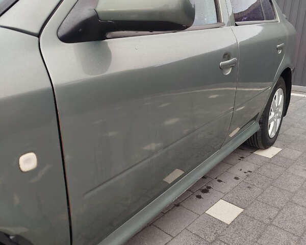 Зелений Шкода Октавія, об'ємом двигуна 1.6 л та пробігом 271 тис. км за 3499 $, фото 4 на Automoto.ua