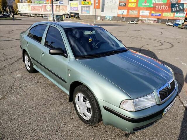 Зелений Шкода Октавія, об'ємом двигуна 1.6 л та пробігом 207 тис. км за 4300 $, фото 4 на Automoto.ua