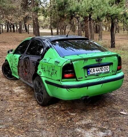 Зеленый Шкода Октавия, объемом двигателя 1.8 л и пробегом 345 тыс. км за 6000 $, фото 13 на Automoto.ua