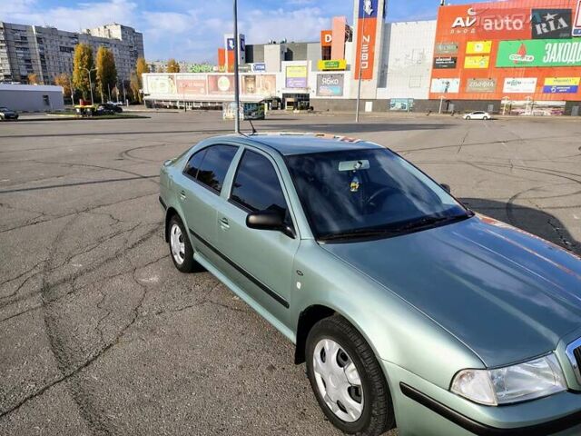 Зелений Шкода Октавія, об'ємом двигуна 1.6 л та пробігом 207 тис. км за 4300 $, фото 12 на Automoto.ua