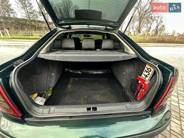 Зелений Шкода Октавія, об'ємом двигуна 1.6 л та пробігом 121 тис. км за 5500 $, фото 4 на Automoto.ua