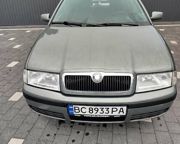 Зелений Шкода Октавія, об'ємом двигуна 1.6 л та пробігом 271 тис. км за 3499 $, фото 3 на Automoto.ua