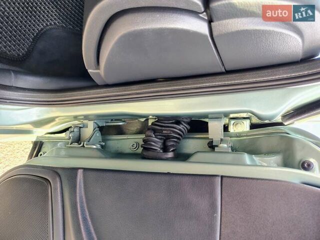 Зелений Шкода Октавія, об'ємом двигуна 1.6 л та пробігом 207 тис. км за 4300 $, фото 18 на Automoto.ua